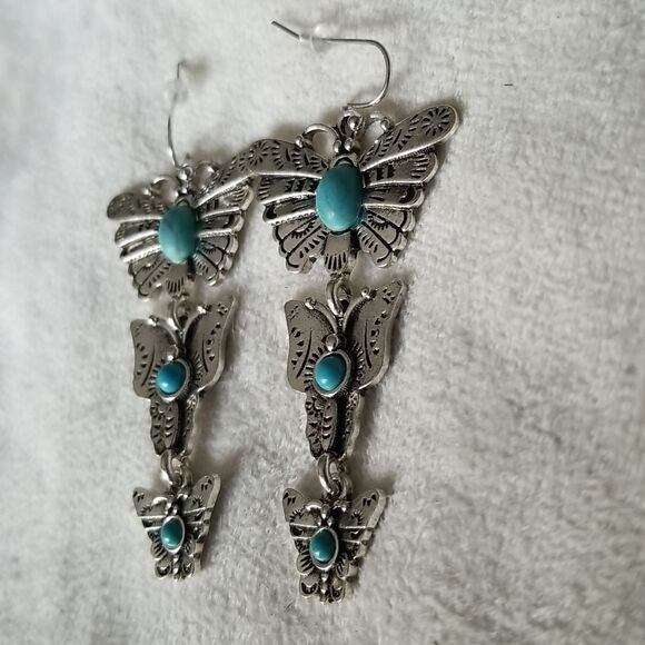Vintage style turquoise butterfly earrings - Picture 9 of 10